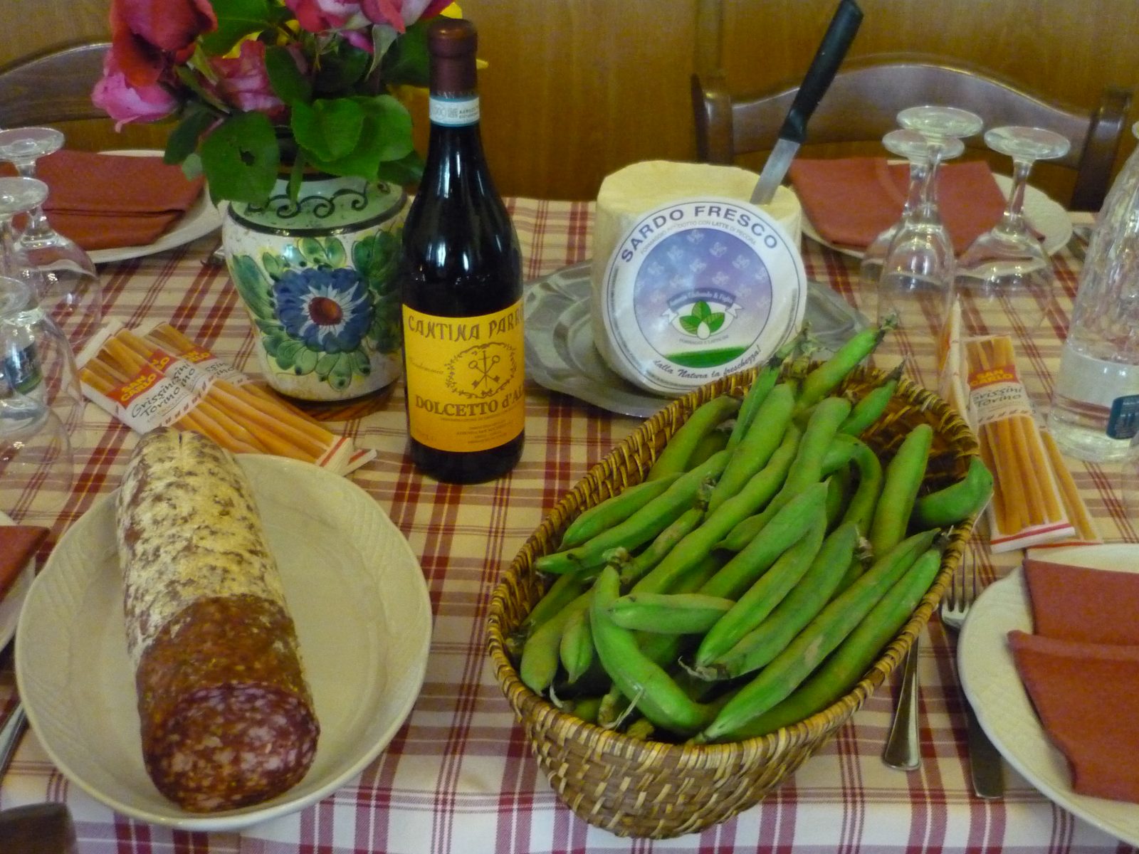 Salame e fave fresche